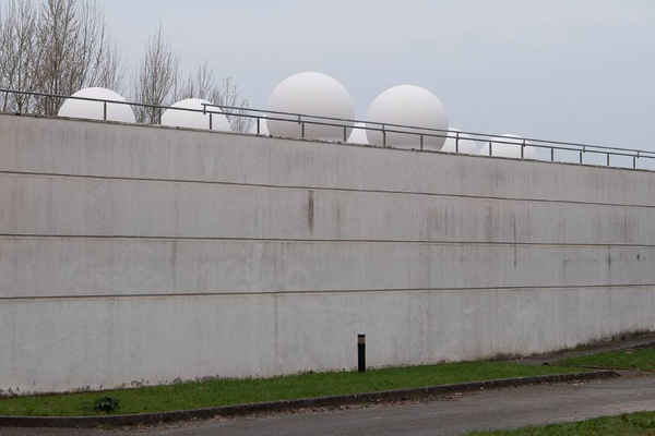 Станции Starlink. Фото © ТАСС / EPA / CAROLINE BLUMBERG