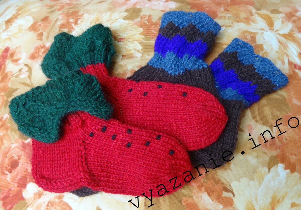 Носки с узором "золотые рыбки".