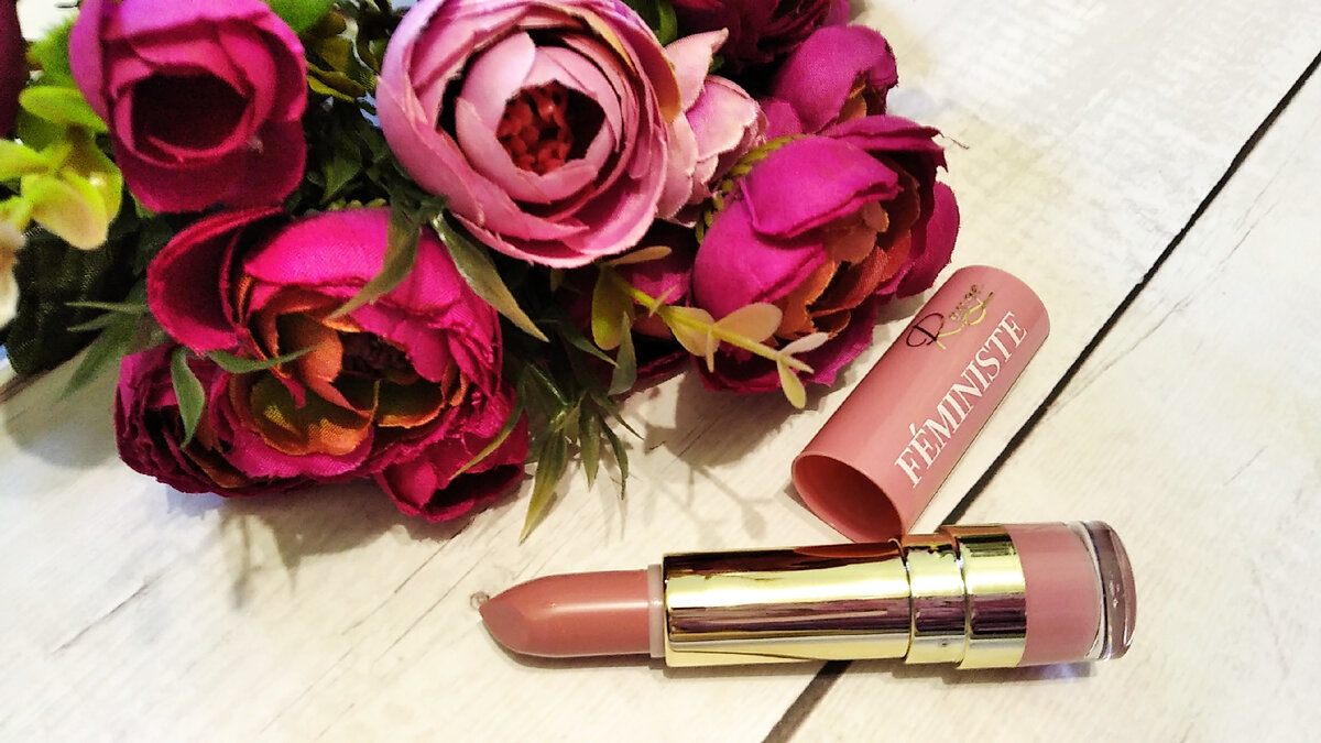 Помада Vivienne Sabo Rouge Feministe, тон 02 George (розовый нюд) в красивой изысканной упаковке