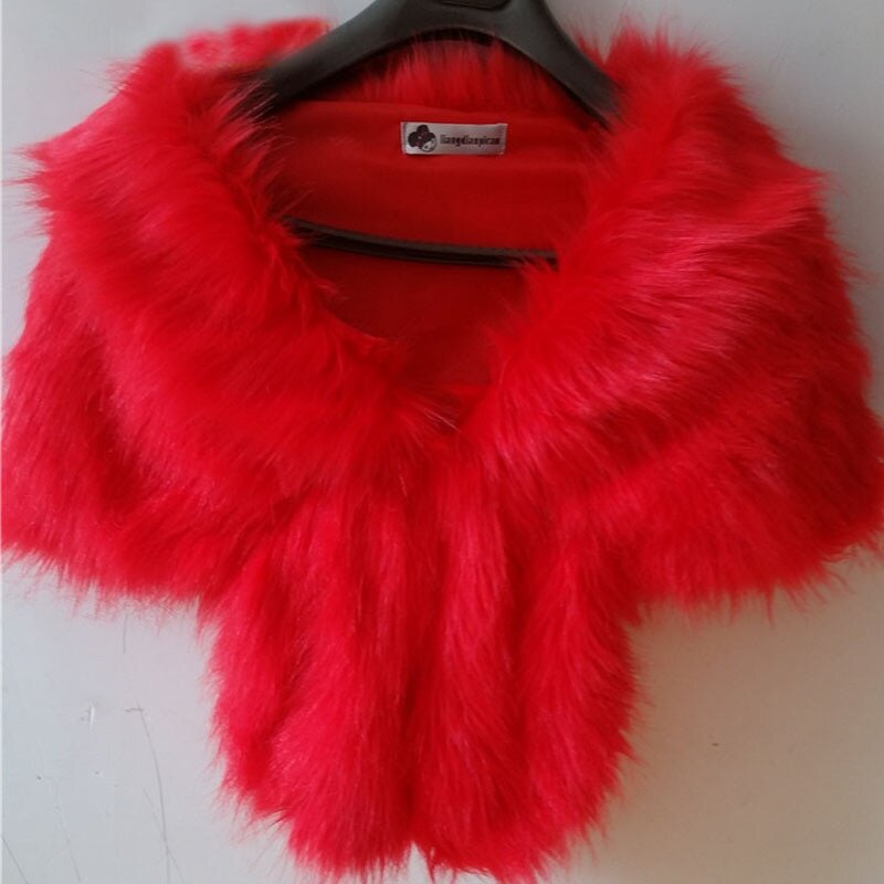 Пушистая куртка