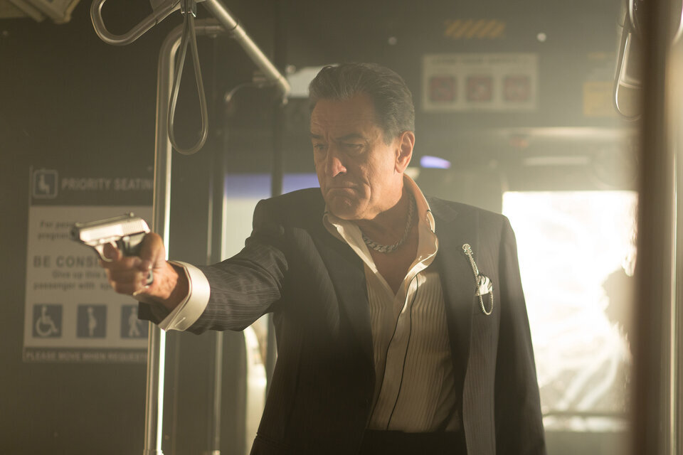 "Скорость: Автобус 657" (кадр взят с сайта kinopoisk.ru)