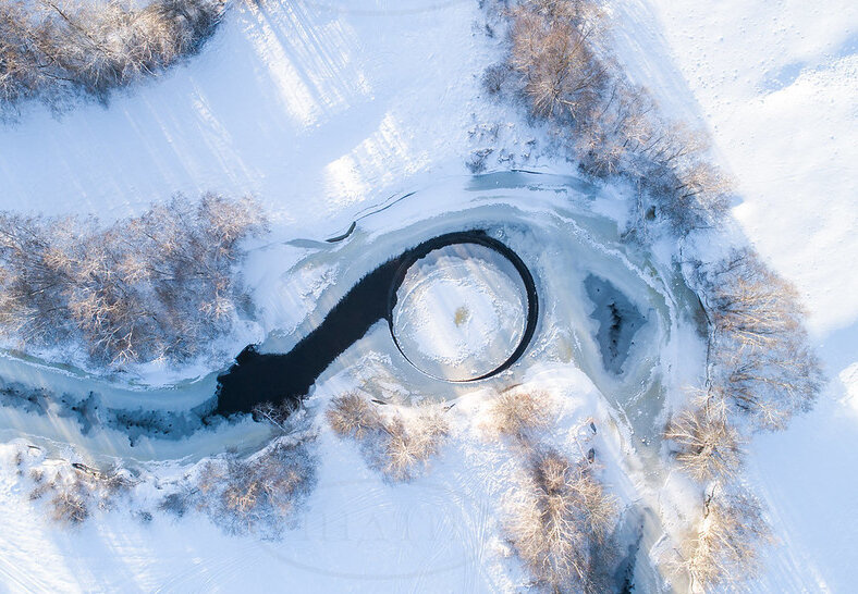 Ледяные круги на воде