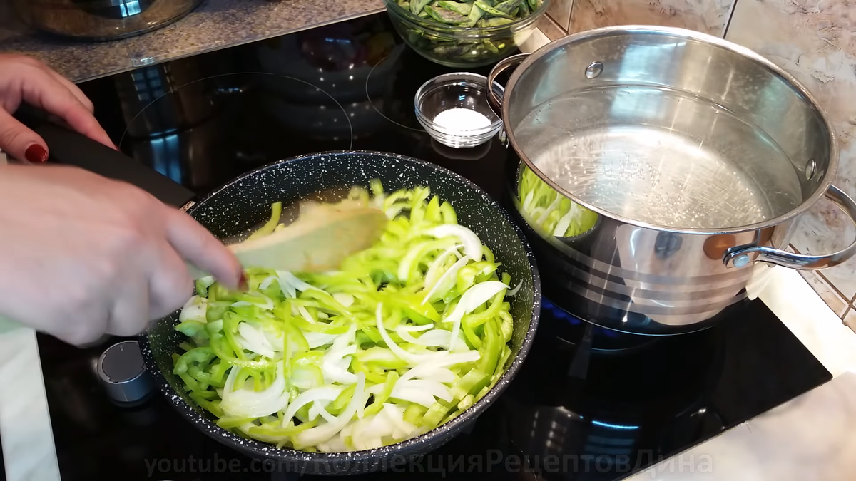 Лобио - зеленая стручковая фасоль с грецкими орехами по-грузински, рецепт  вкусной закуски! | Дина, Коллекция Рецептов | Дзен