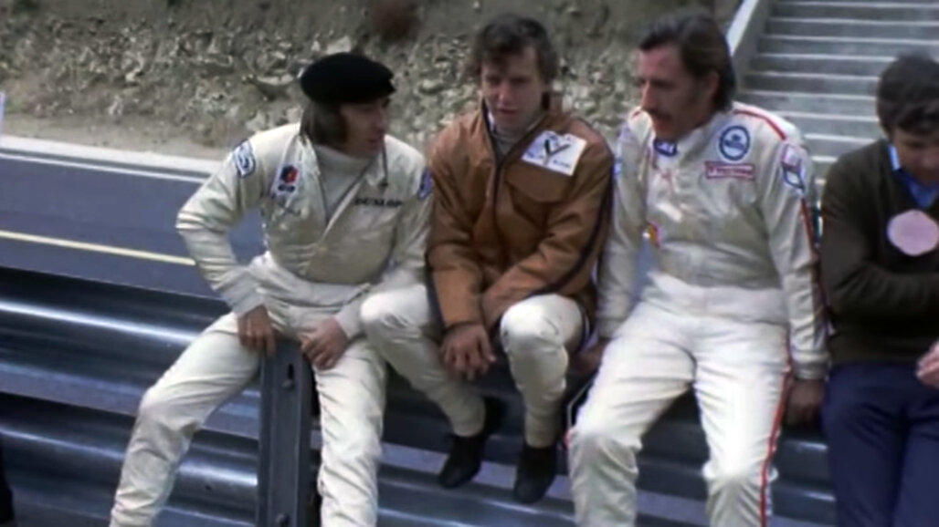 Джеки Стюарт и несколько других пилотов