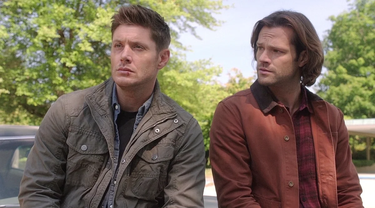 угадай персонажа из сериала. сериал ривердейл лордфильм. ривердейл сериал кадры. знаки зодиака из сериалов. квиз по сериалу друзья.