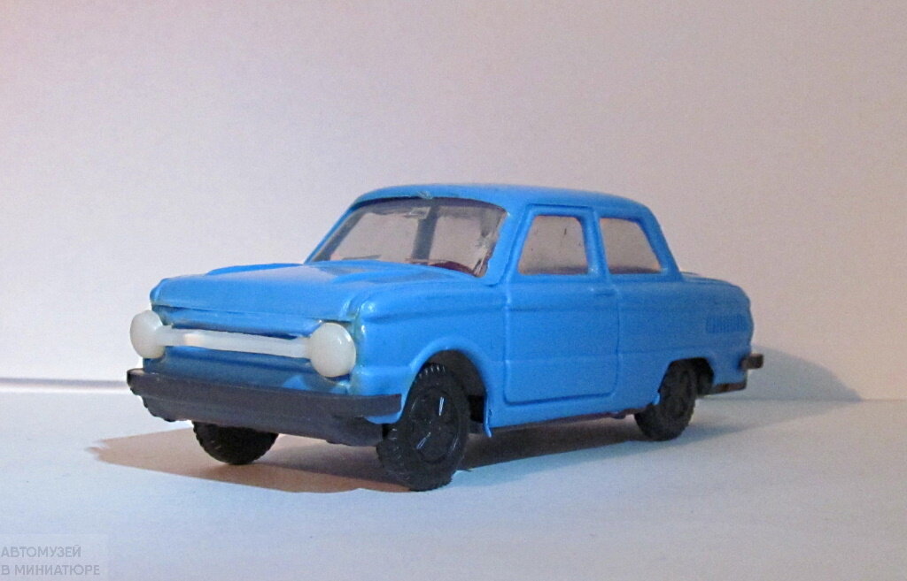Игрушечный ЗАЗ-968М Запорожец из коллекции автора