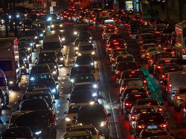 Пробки в вечернем Новосибирске