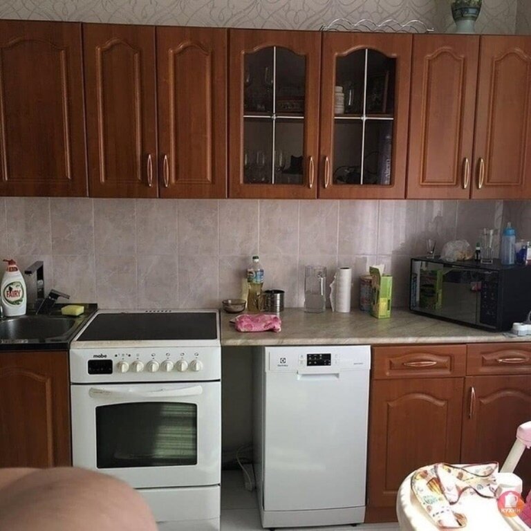 Скучный интерьер в духе 90-х гг