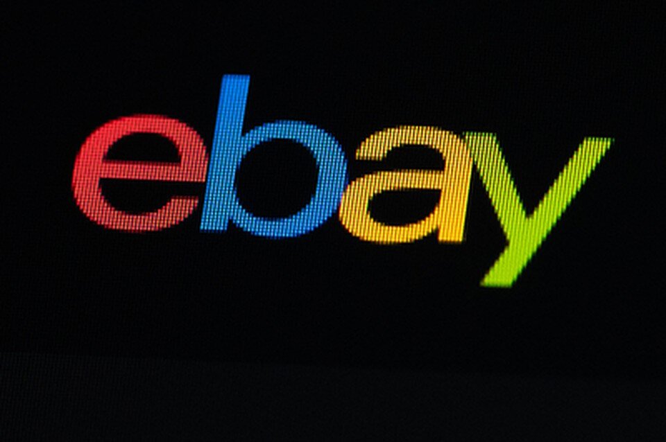    eBay приостановил доставку заказов в Россию и на Украину с 3 марта 2022 года  GLOBAL LOOK PRESS