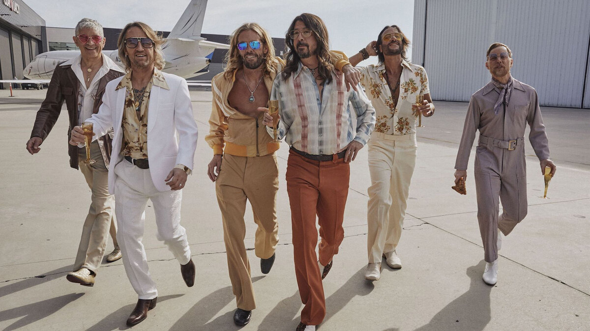 Ради одного альбома Foo Fighters превратились в диско-героев