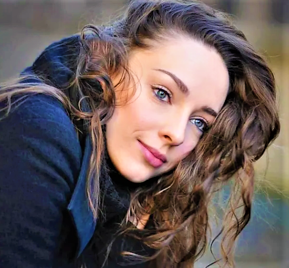 Елизавета Нилова и Галина Беседина :: Забавные сходства