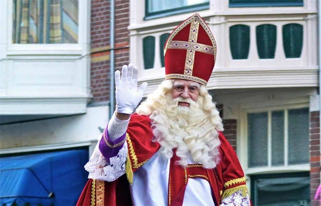 Немецкий св. Святой Синтерклаас. Святой Николас Санта дед Мороз.