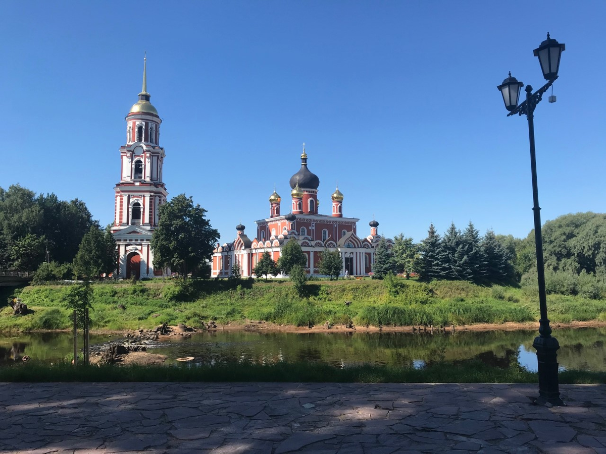 Воскресенский собор и колокольня. Фото автора