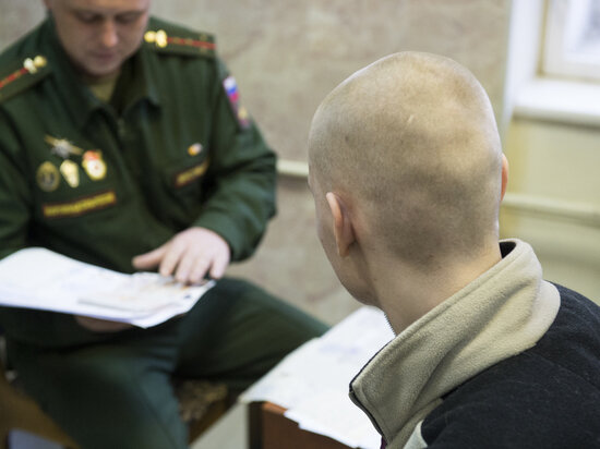     призывников вне зависимости от наличия специальности направят в подразделения для прохождения военной службы на территории России фото: Baltphoto/ Павел Долганов