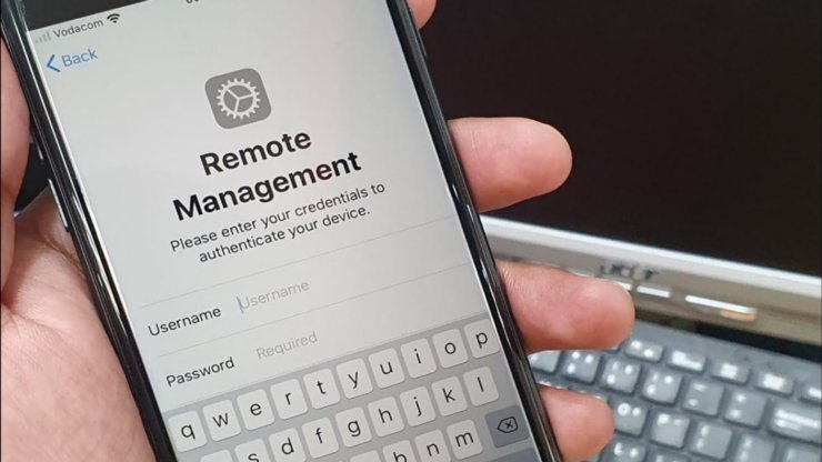    Вот такое окно будет вылезать на экране, если ваш смартфон заблокирован через MDM