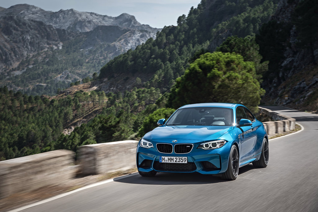 Первая генерация BMW M2 сделана элегантнее 