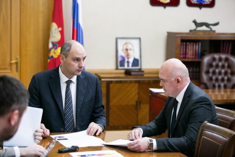    Паслер обсудил с руководством Сбера кредитные каникулы для мобилизованных оренбуржцев Андрей Севостьянов