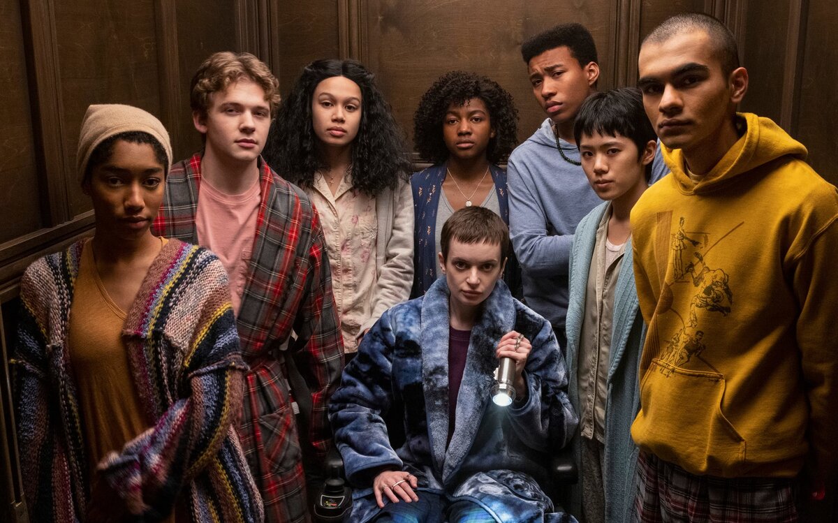     «Клуб полуночников» — жизнеутверждающий хоррор про детей, которые знают, что скоро умрут