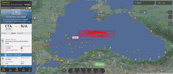 Скриншот перемещений американского дрона. Фото © Flightradar24