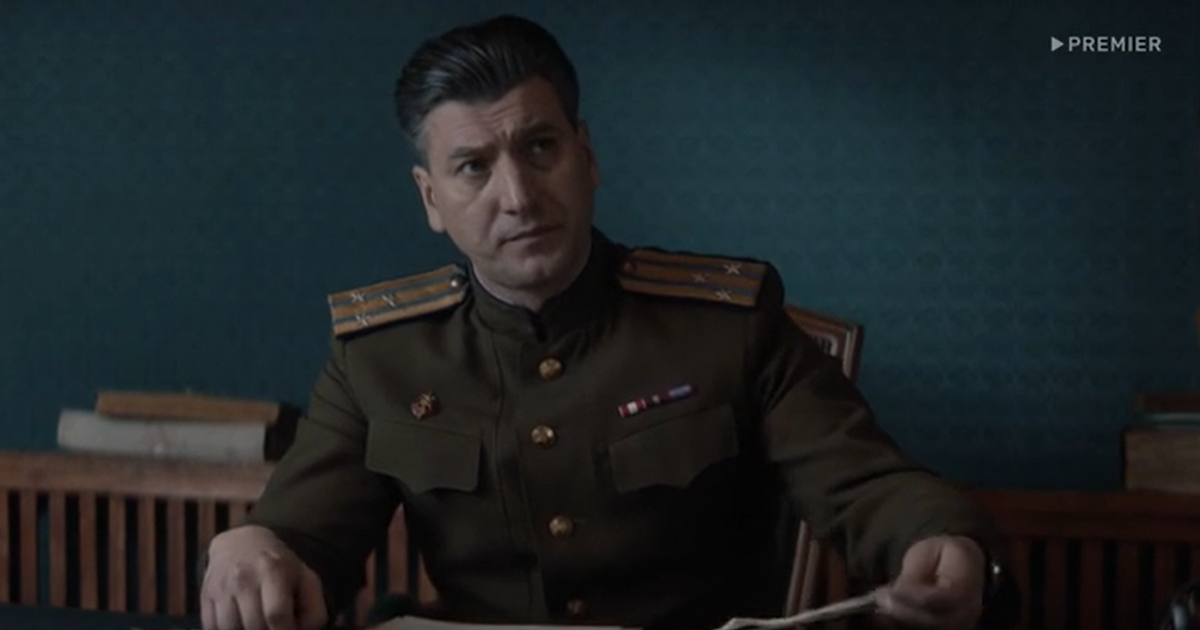 Александр Устюгов "Художник"