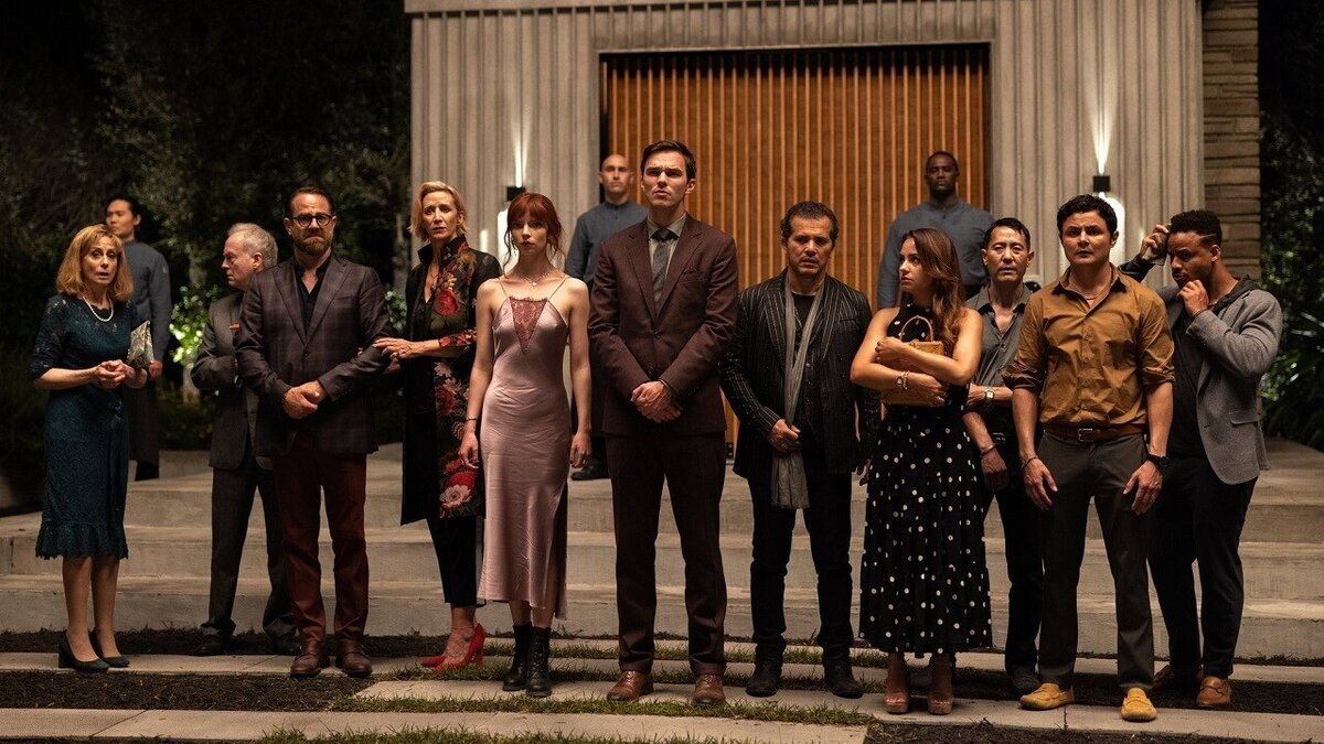 Добро пожаловать к нам за(на) стол