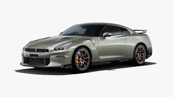    Представлено обновленное спорткупе Nissan GT-R Вадим Клепнёв