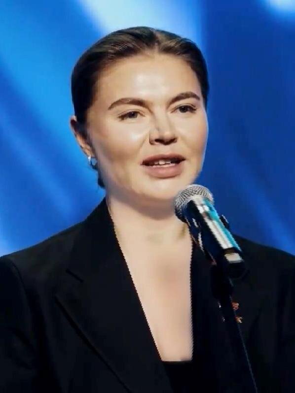 Алина кабаева сейчас 2025 фото