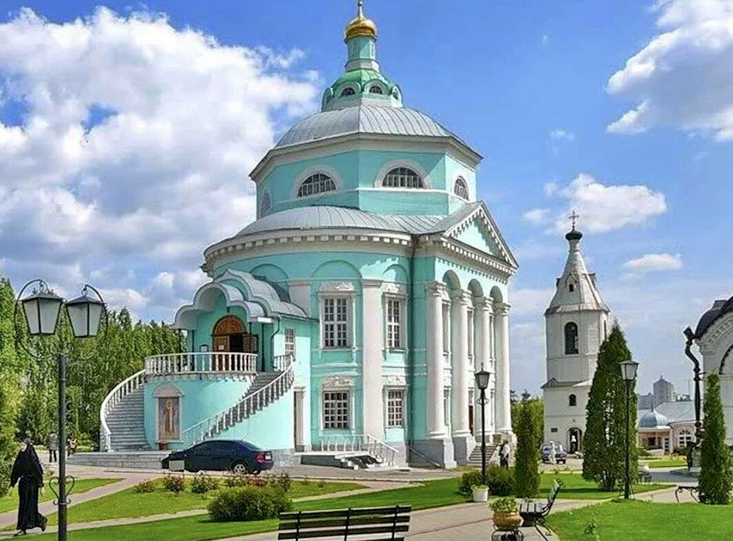 Церковь напротив луча Воронеж