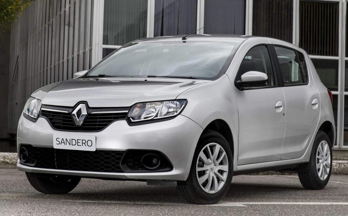 Сейчас даже Renault Sandero можно назвать бюджетным с оговоркой