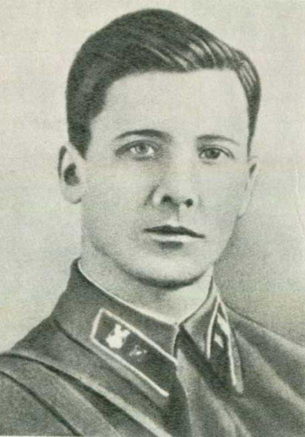 Лейтенант Виноградов Анатолий Александрович
