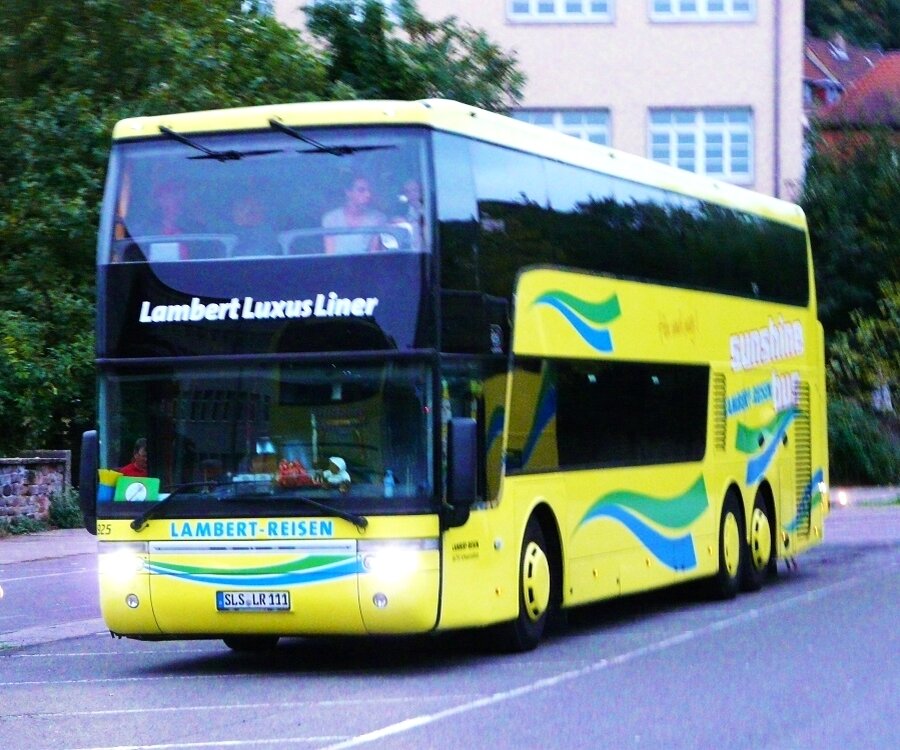 Наш автобус компании Lambert-Reisen. Фото автора.