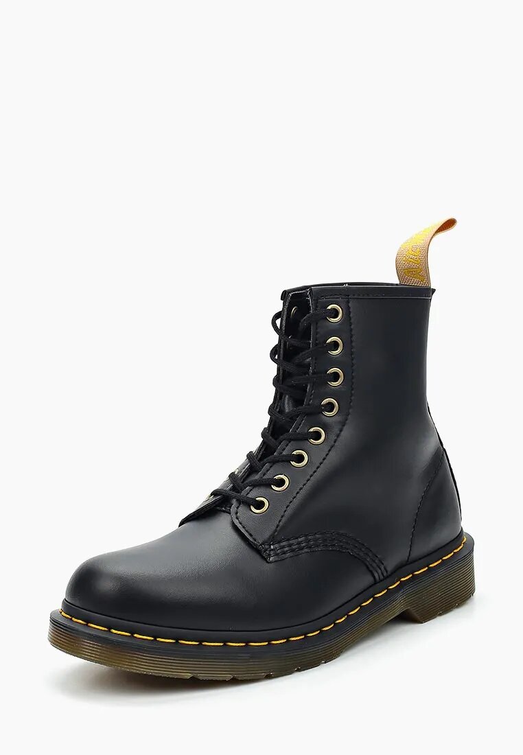 Dr. Martens Vegan 1460 на Lamoda, 10390 (18900) руб.