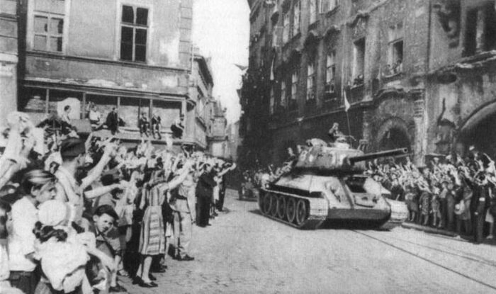 Европа встречает освободителей. Должно быть вот так: