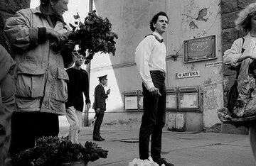 Блокировка Инстаграма застала врасплох и блогеров, и владельцев тысяч малых компаний, которые опирались на Инсту в своей работе