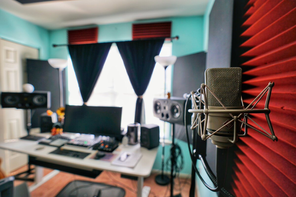 Домашняя студия звукозаписи: какие лучшие студийные мониторы по бюджету?