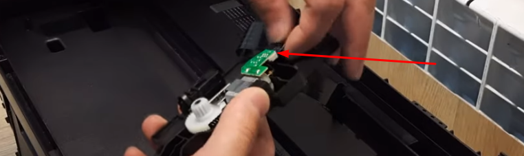 Неисправная сканирующая линейка с крестиком