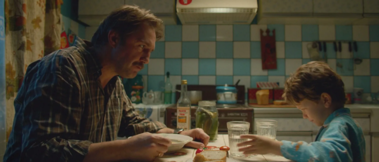 Кадр из фильма "БАТЯ"