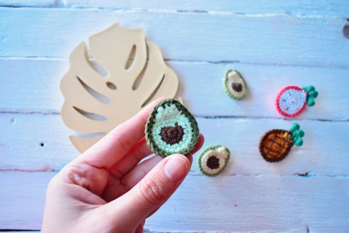 Вязание крючком броши