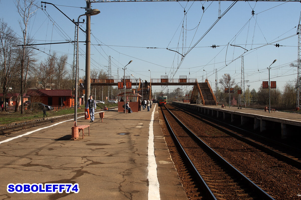 Станция Икша Московской железной дороги. Апрель 2012 года