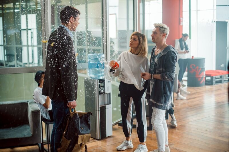 Кадр со съемок сериала «Ева, рожай!»