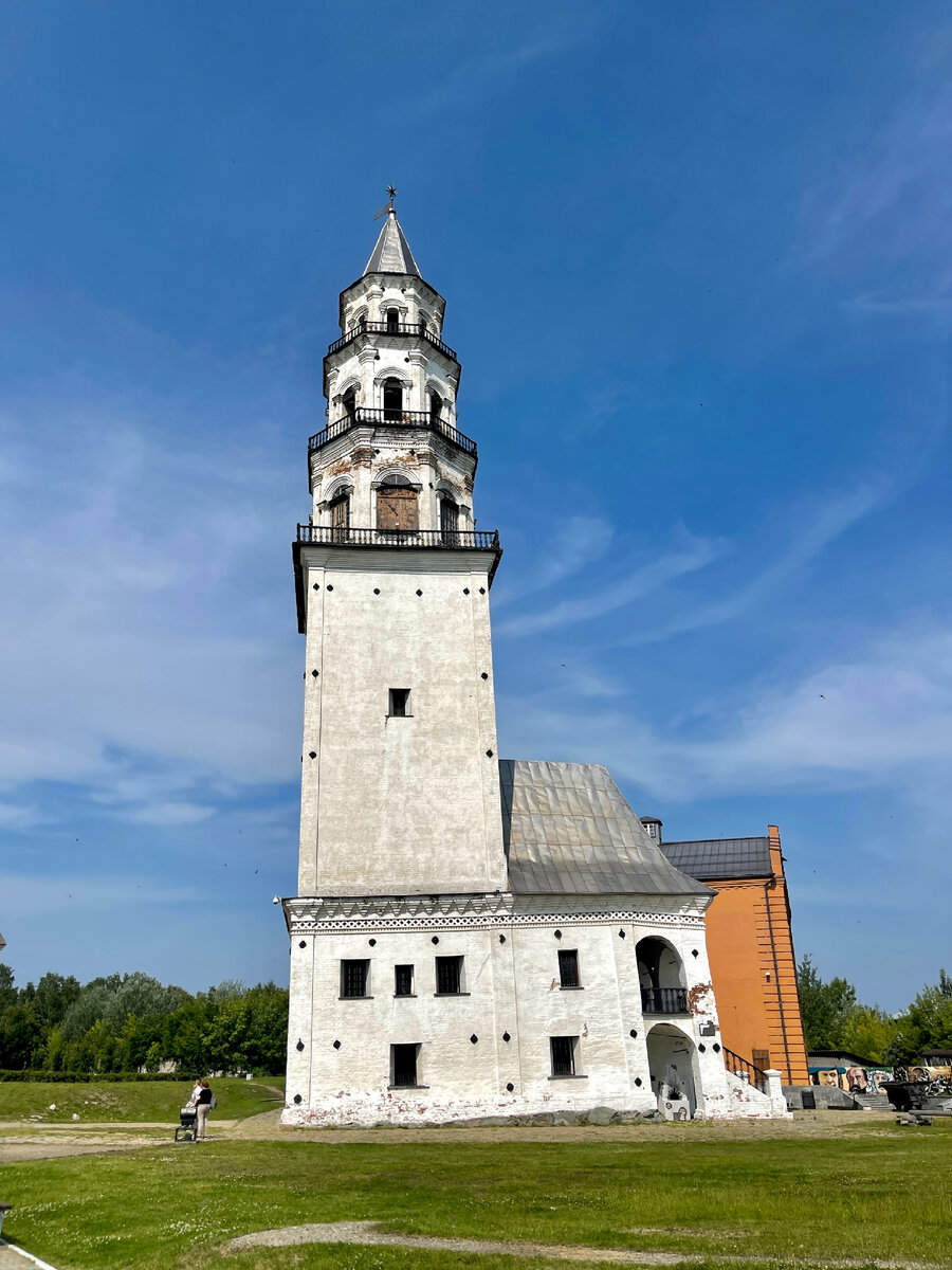 Невьянская башня