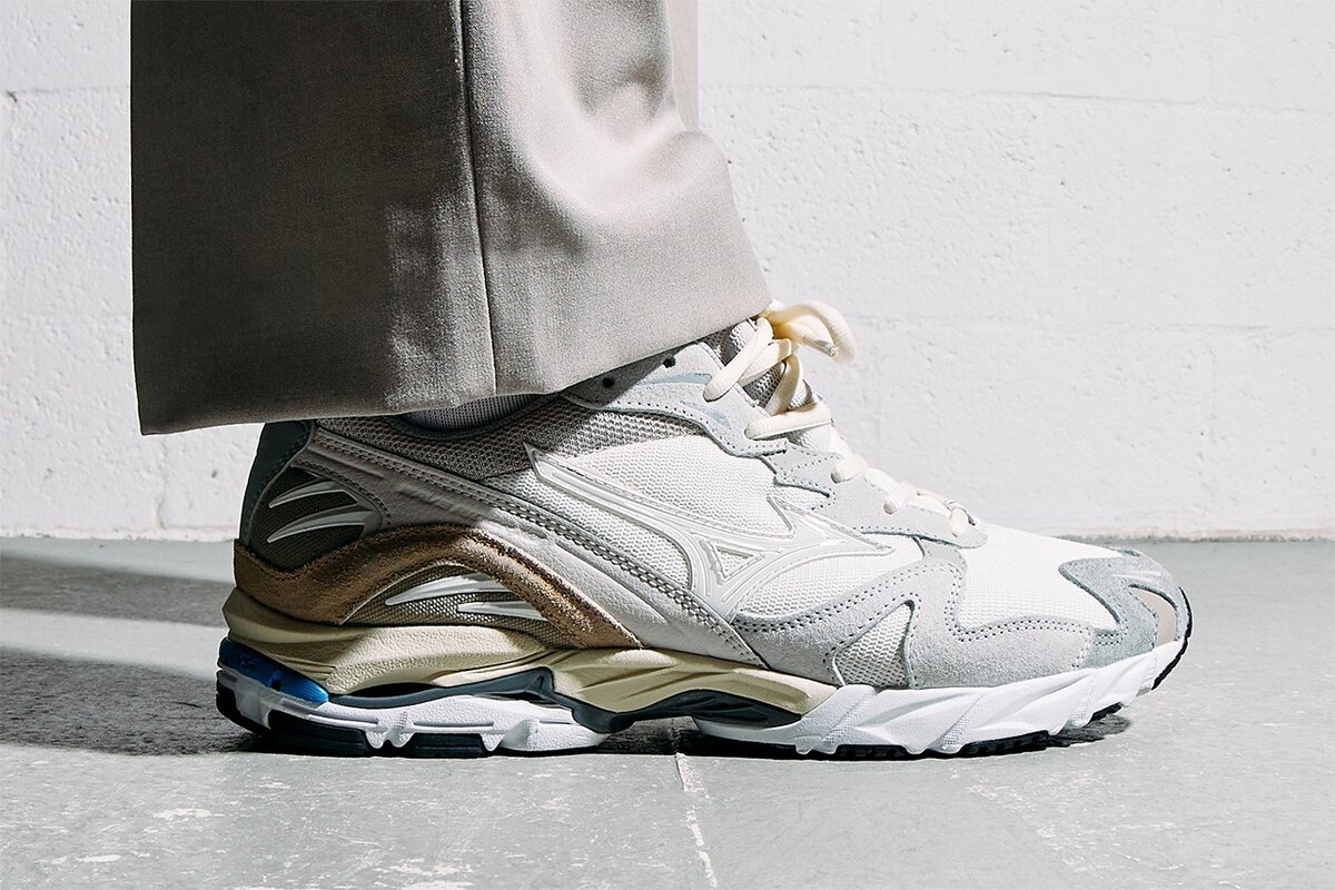 Mizuno Wave Rider 10