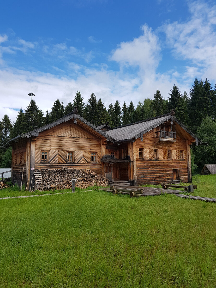 Дом-двор А.И. Уланова