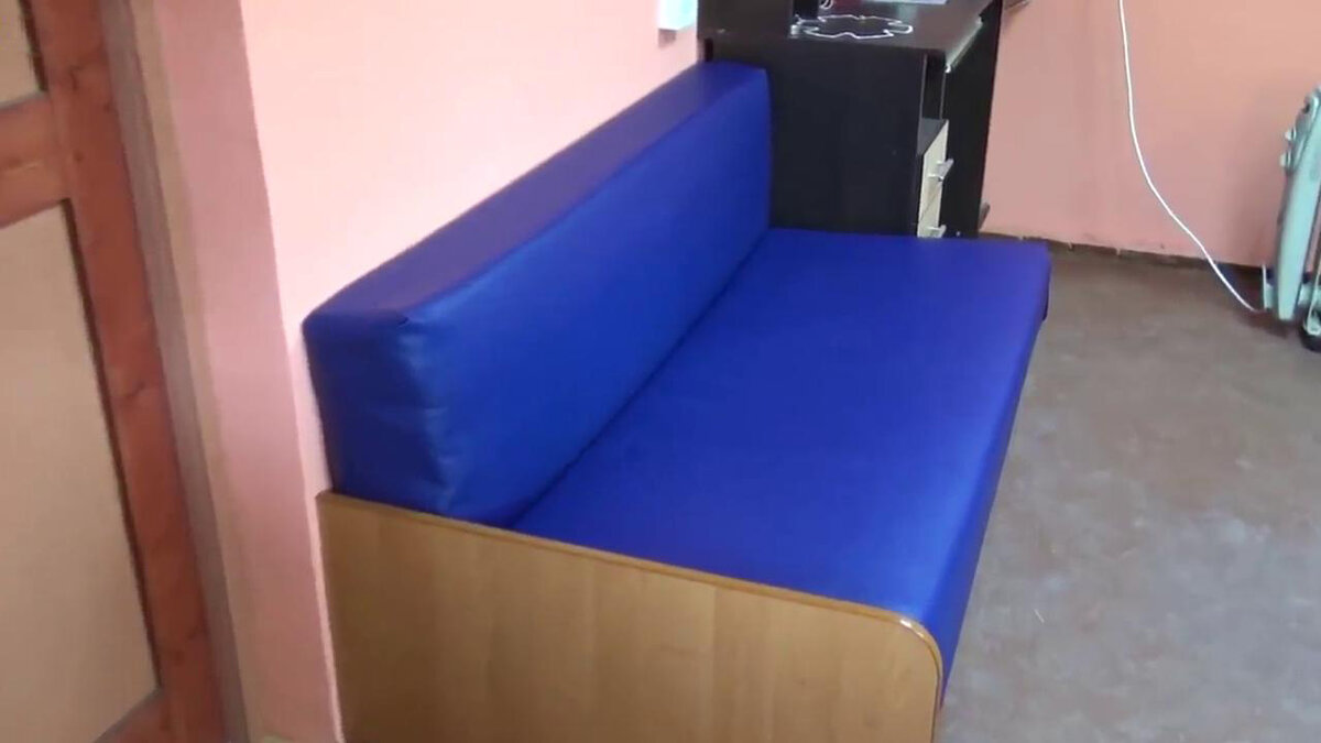 Бюджетная реставрация старого советского дивана, который отлично подойдет для гаража
