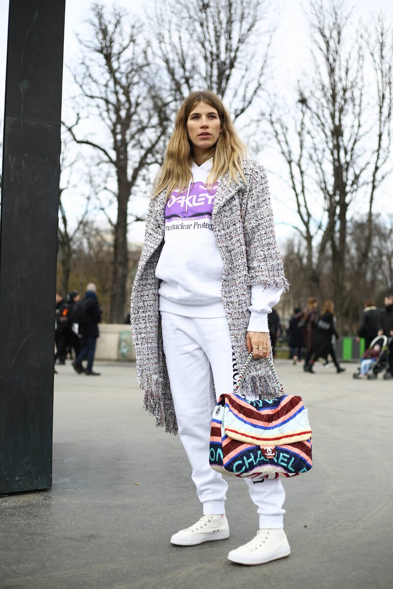    Ошибка №1: вещи в стиле оверсайз и приталенное пальтоLegion-Media