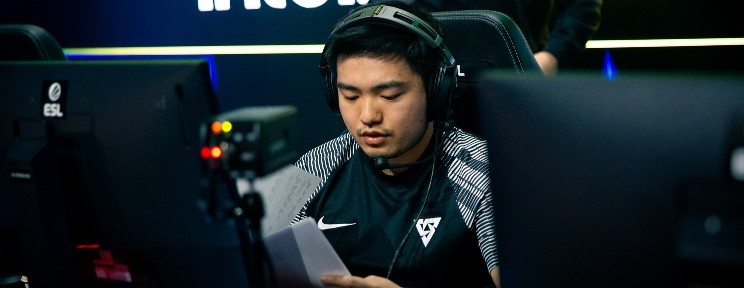 Цзинцзюнь 'Sneyking' У