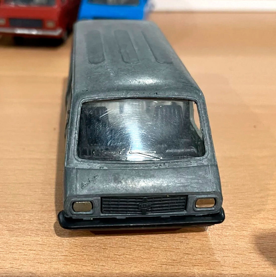 РАФ-2203 вид спереди.