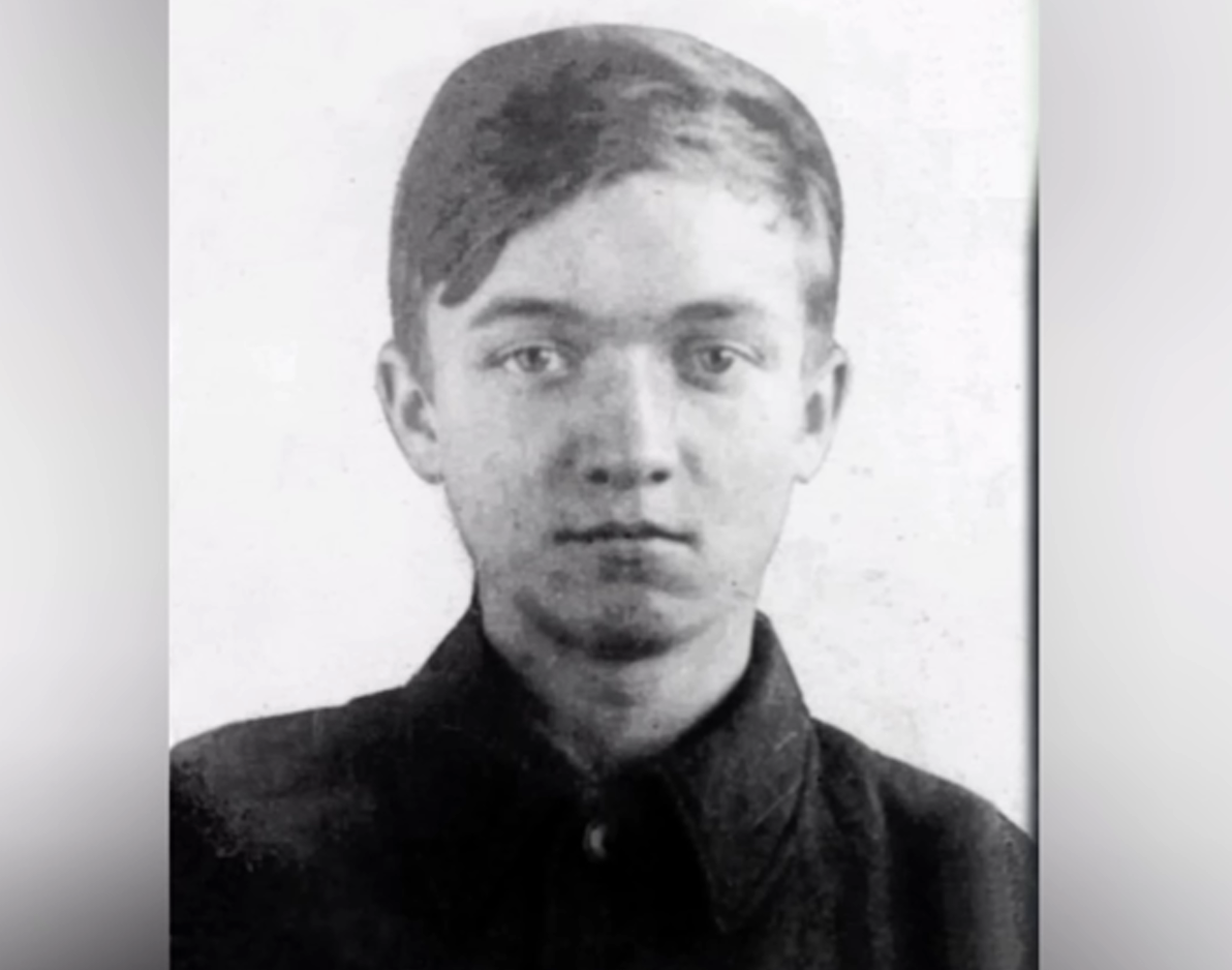 00. Получил пожизненное. 1147101-20 хомут регулятора. Уральский маньяк. Уральский хомут маньяк.