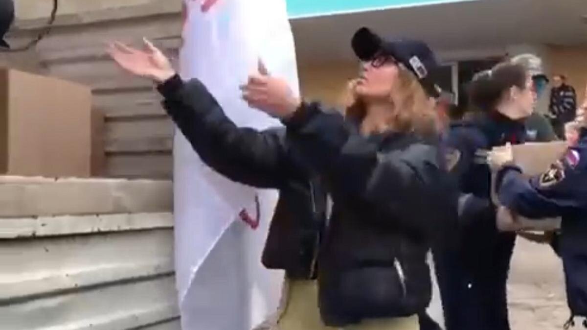 стоп-кадр из видео / Новости RT на русском