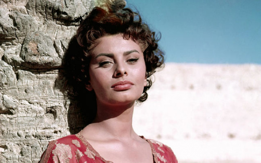 Софи лорен женщины. Софи Лорен. Sophia Loren в молодости.